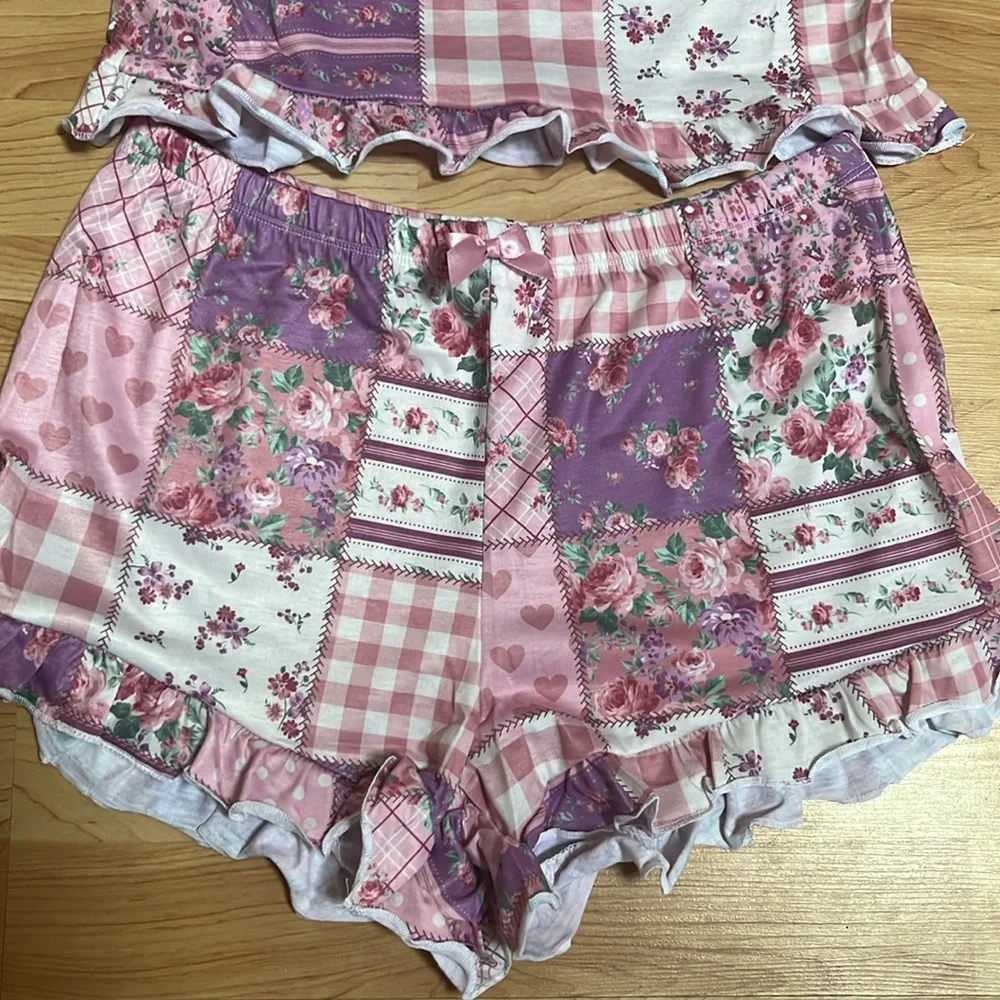 ‼️NWT‼️Dolls Kill X Sugar Thrillz Pick A Pattern Shorts Set Medium Purple Pink - Picture 3 of 4